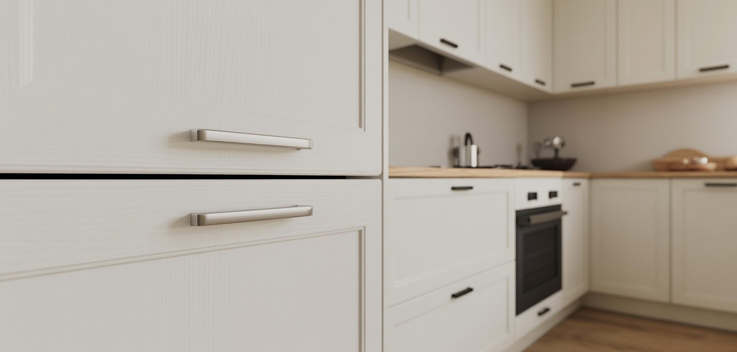 Fotorealistiskt foto av en vit kökslucka med stålhandtag i ett minimalistiskt kök. Rent och snyggt.